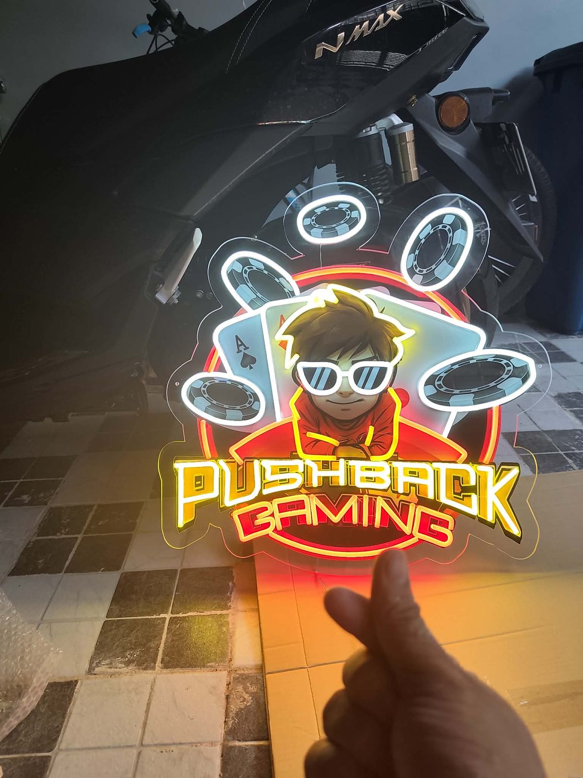 Pushback Gaming — multicolor neon
