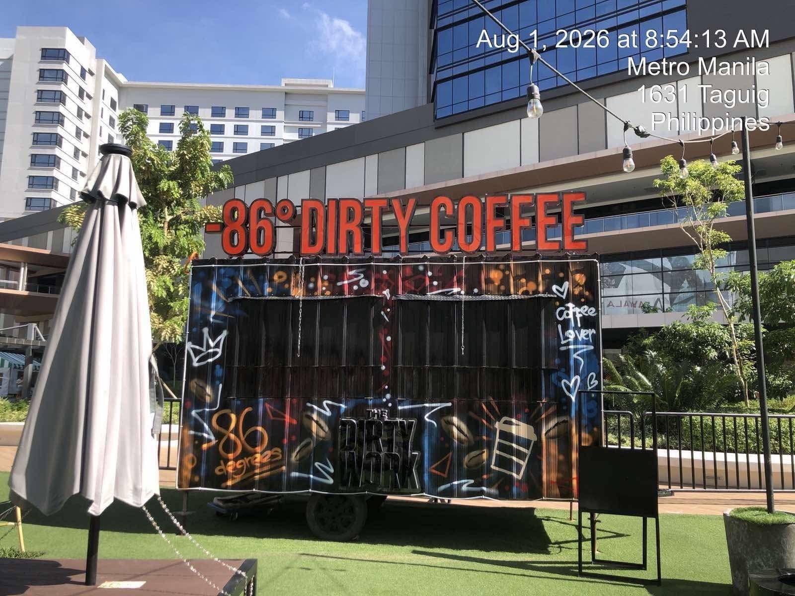 30's Dirty Coffee — container cafe