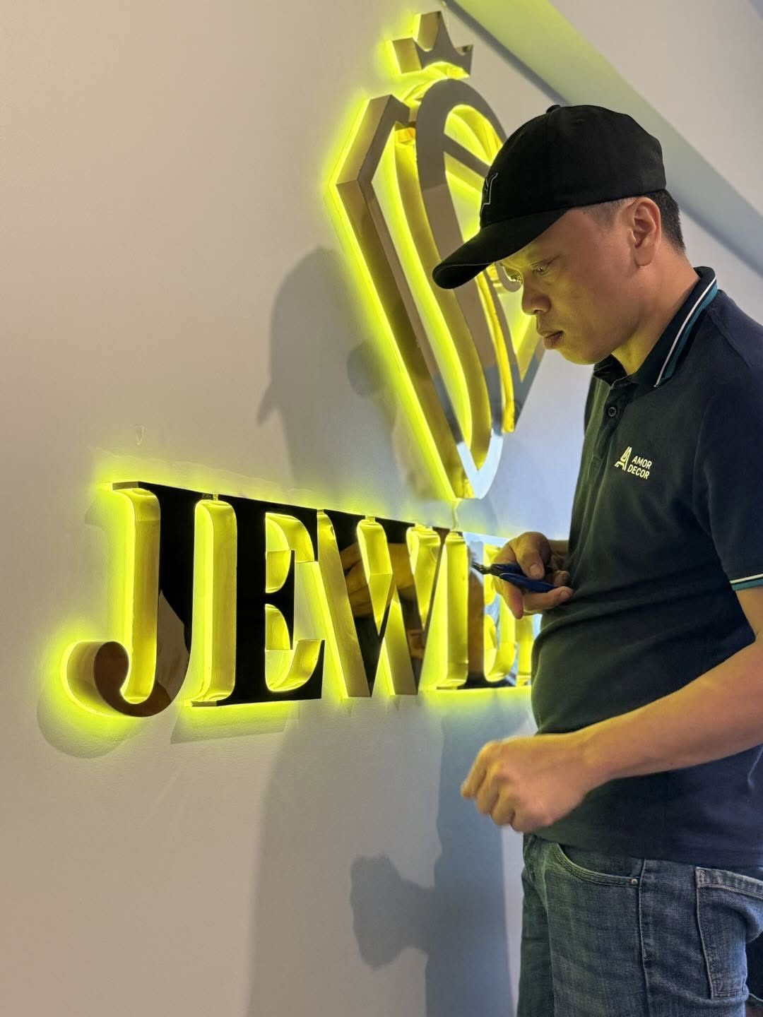 JEWEL — halo-lit letters QC check